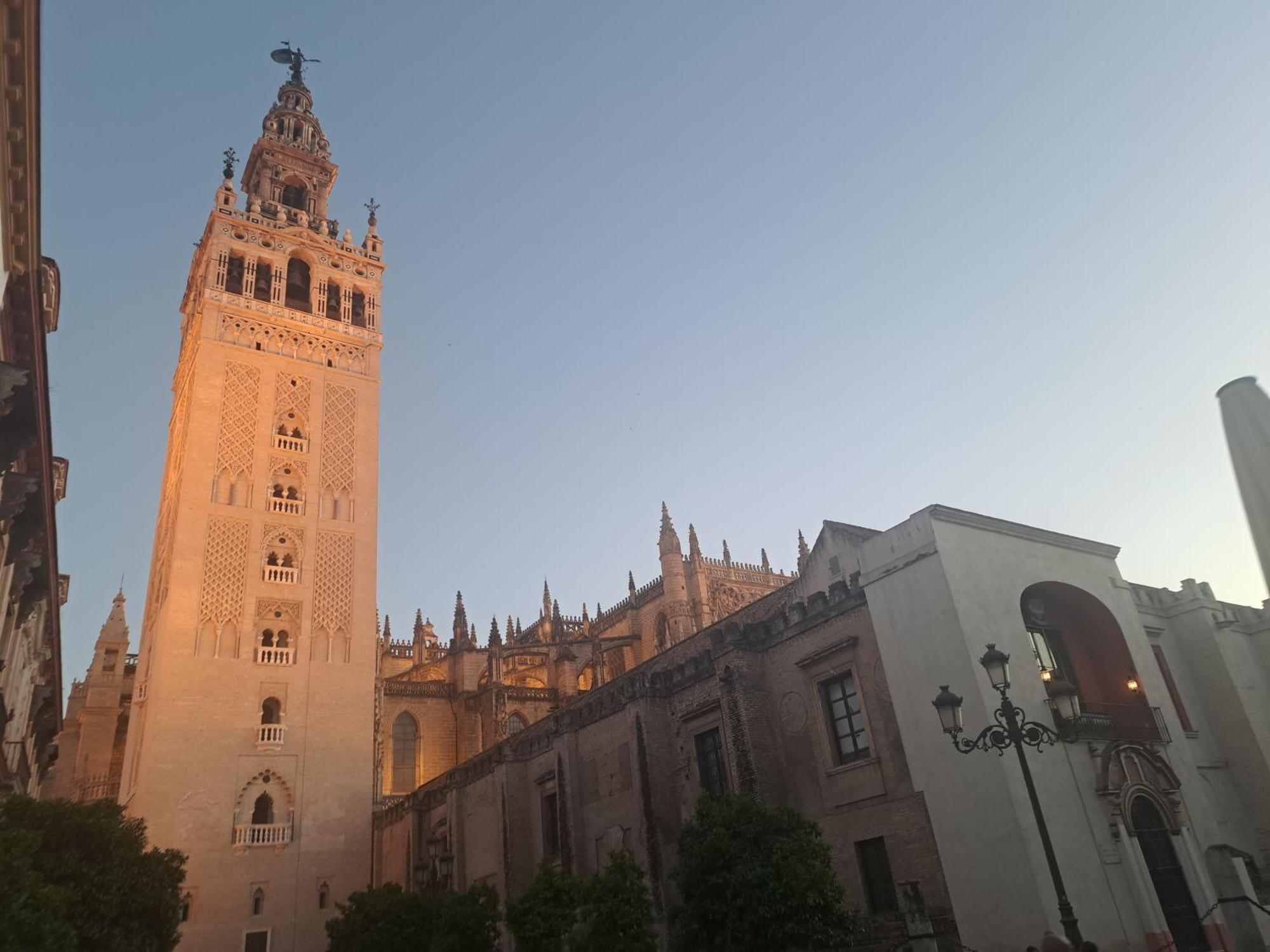 Apartamentos Flamenco B&B Seville Exterior photo